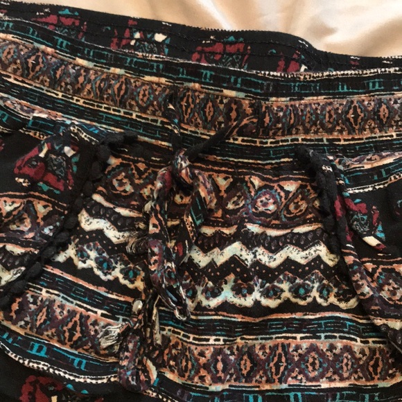 ♥️ Patterned Shorts - Picture 4 of 5